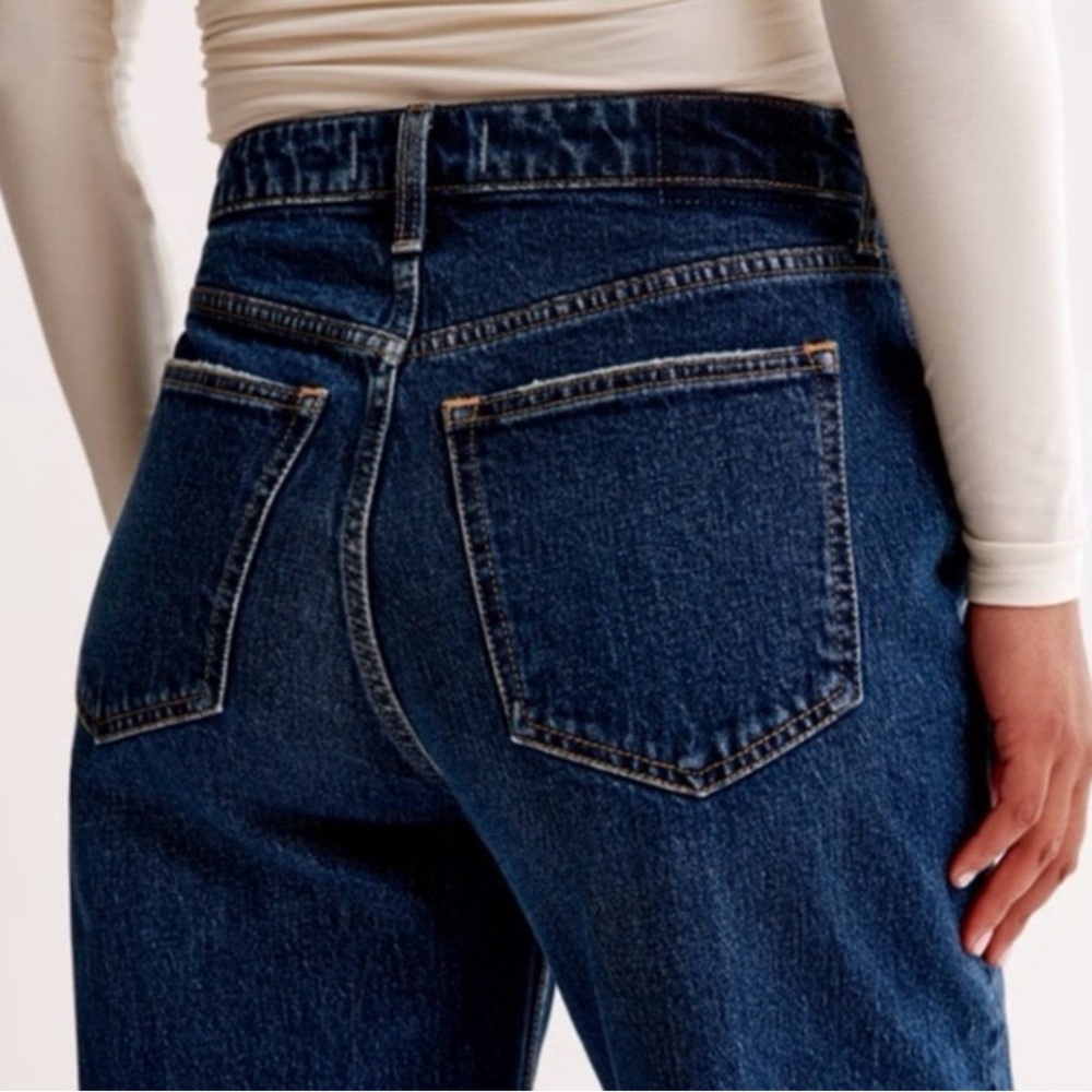 Abercrombie & Finch The Vintage Straight High Rise Jeans size 27 or size 4 - Picture 5 of 6